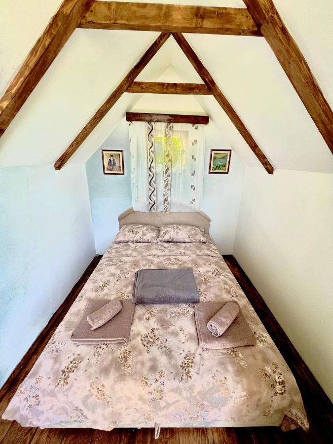 Vikendica,Bungalovi Lipska Pecina Цетинє Екстер'єр фото